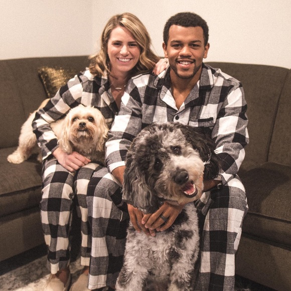 Meet your Poshers, Ellie and Kollin - Picture 1 of 1